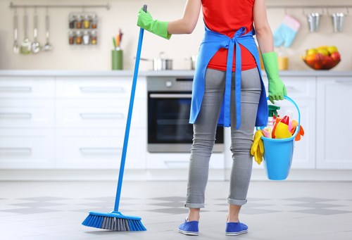 How Do You Prepare For A House Cleaner
